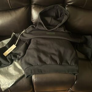 I’m selling this fear of god black xs hoodie